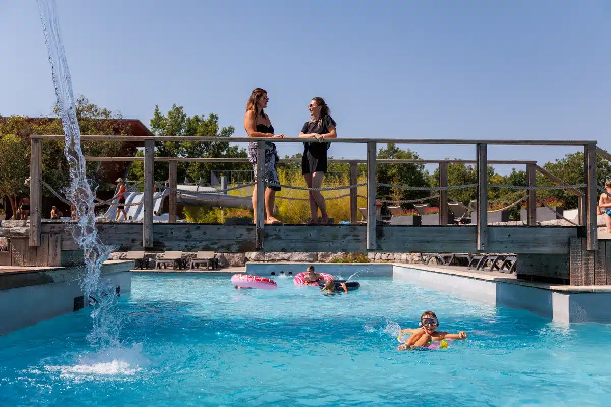 camping avec piscine chauzon